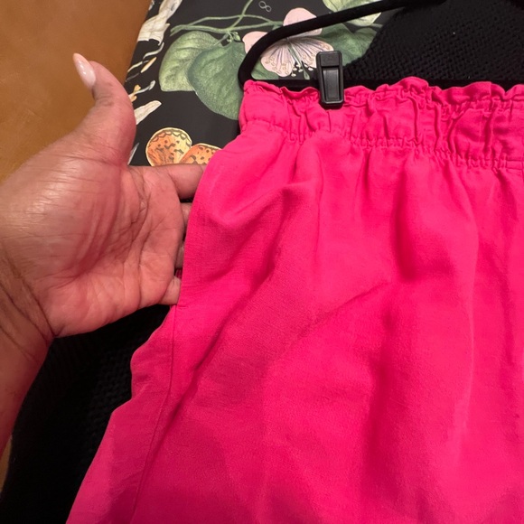 Worn Once!  H&M Linen Pull-On Shorts Pink, Sz XL, Elastic Waist - Picture 2 of 4
